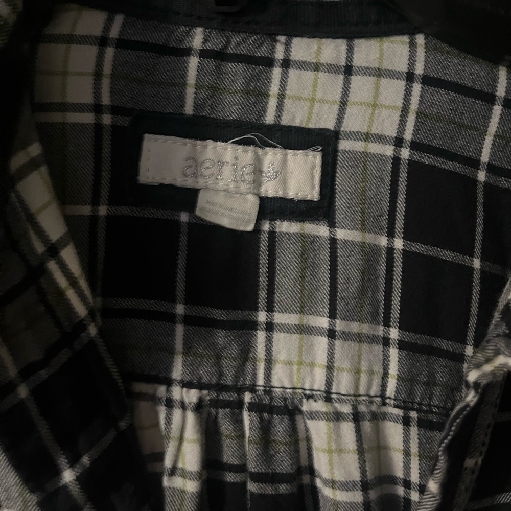 Aerie Black and White Plaid Shirt - Picture 2 of 3